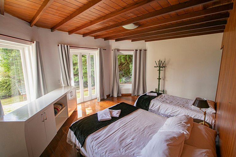 Casa de Vidro - Capivari Lodge Home