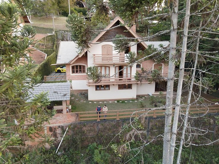 Country Home by The Lodges