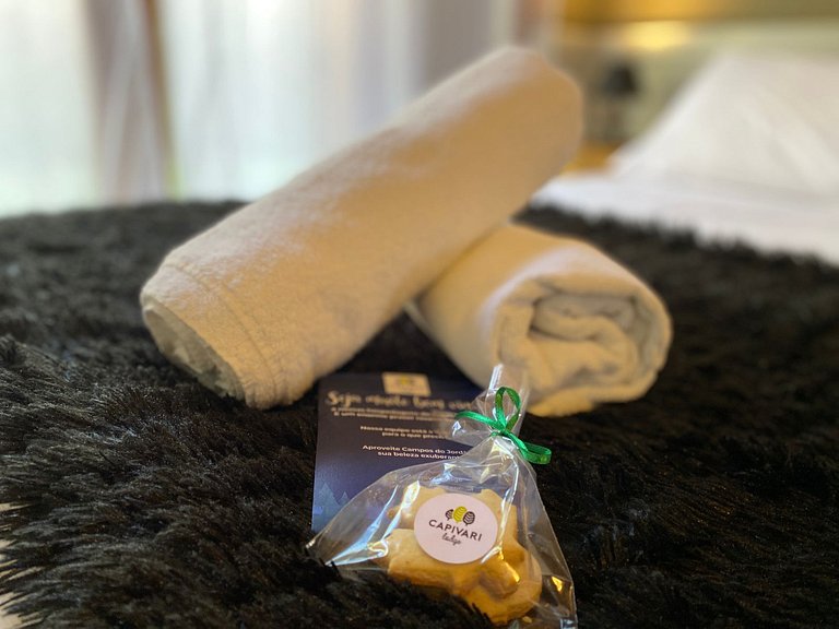 Suíte tripla e banheira de hidromassagem