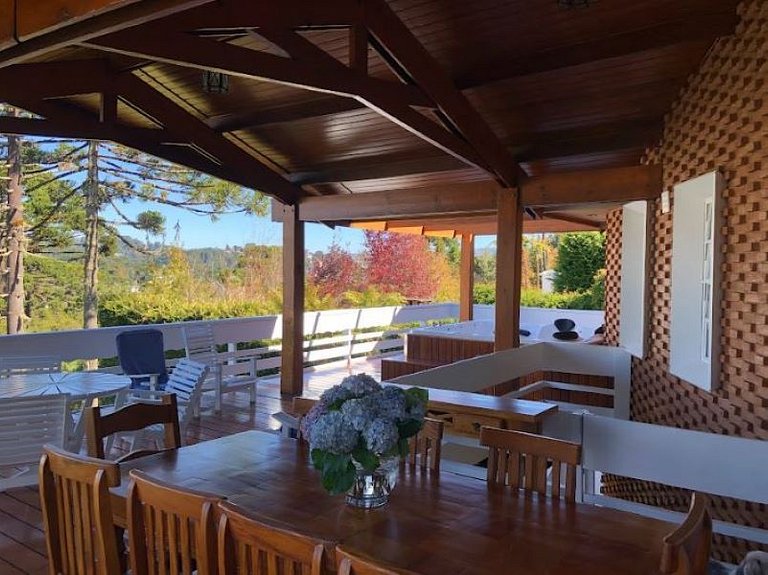 Canadá Home I by Capivari Lodge