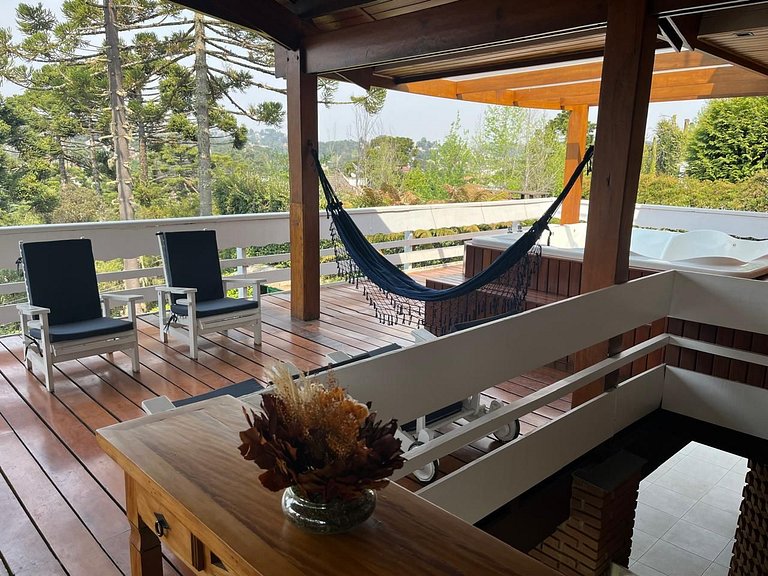 Canadá Home I by Capivari Lodge