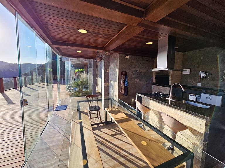 Casa Castelo Alpino com piscina e Sauna