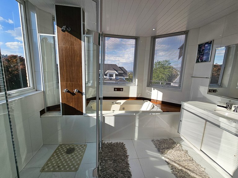 Casa Castelo Alpino com piscina e Sauna