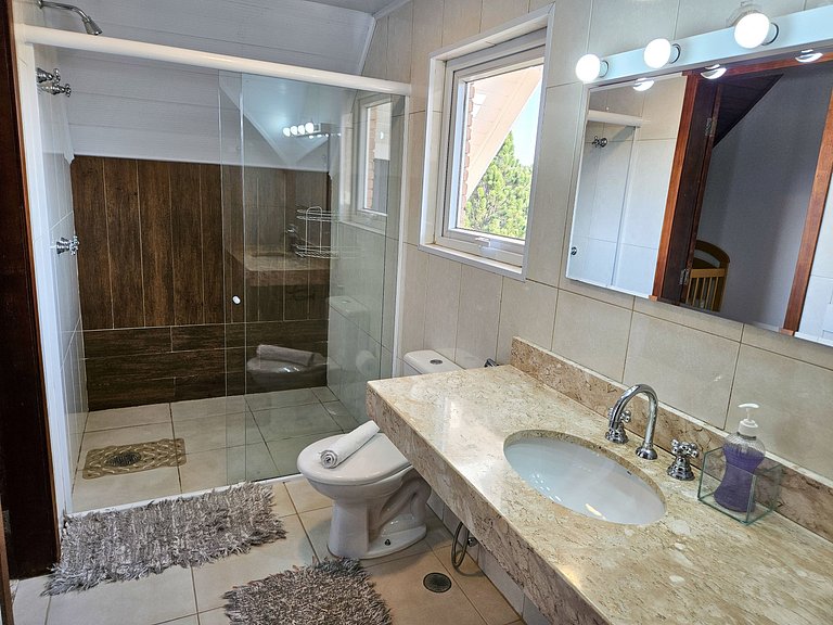 Casa Castelo Alpino com piscina e Sauna