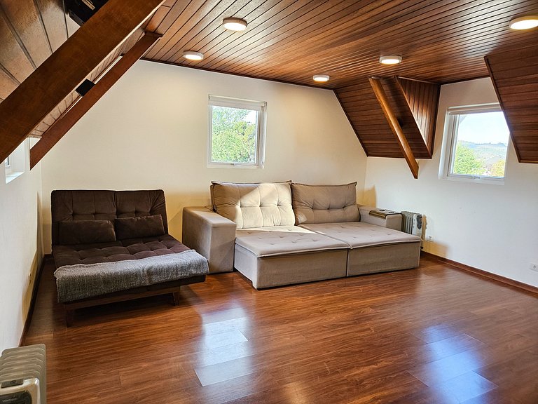 Casa Castelo Alpino com piscina e Sauna