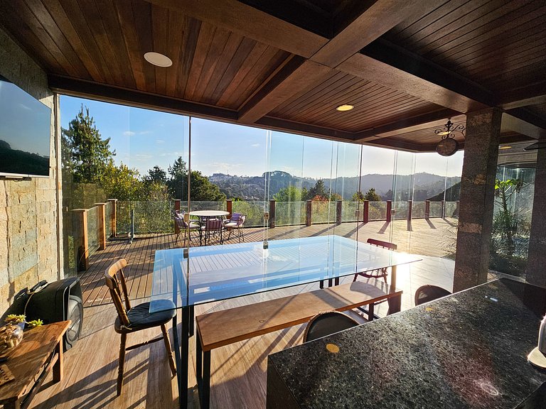 Casa Castelo Alpino com piscina e Sauna