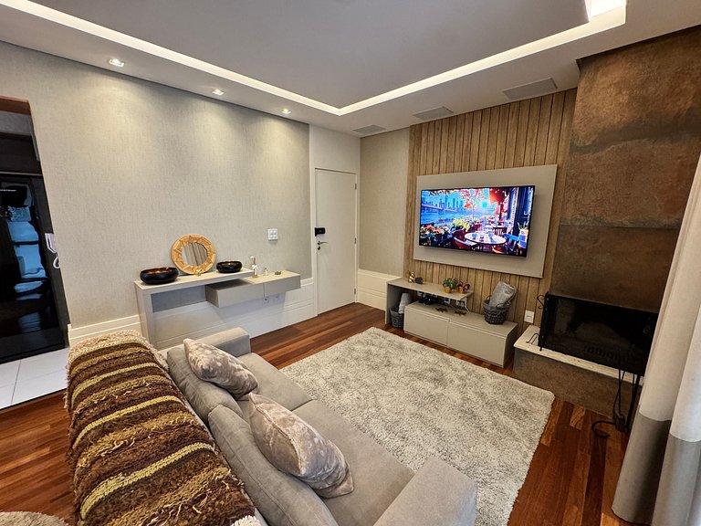 Premier Flat Capivari