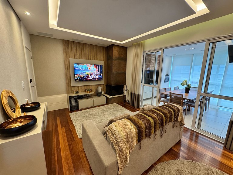 Premier Flat Capivari