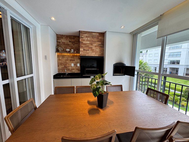 Premier Flat Capivari