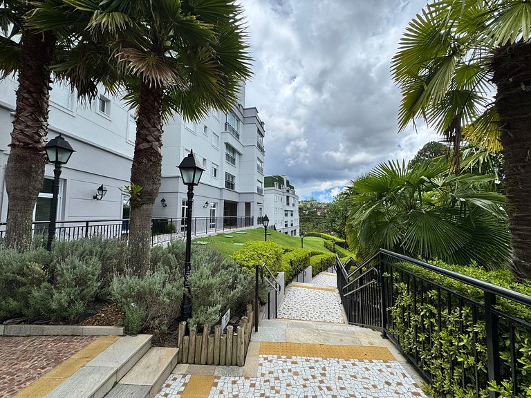 Premier Flat Capivari