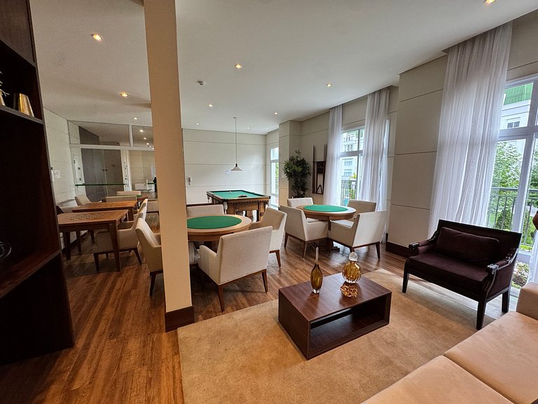 Premier Flat Capivari