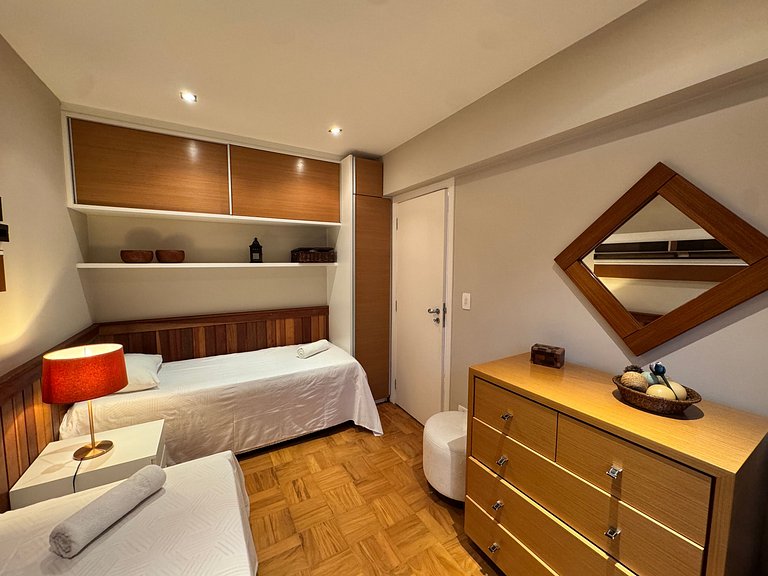 Flat Sans Souci II