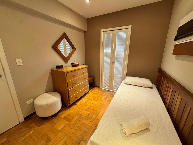 Flat Sans Souci II