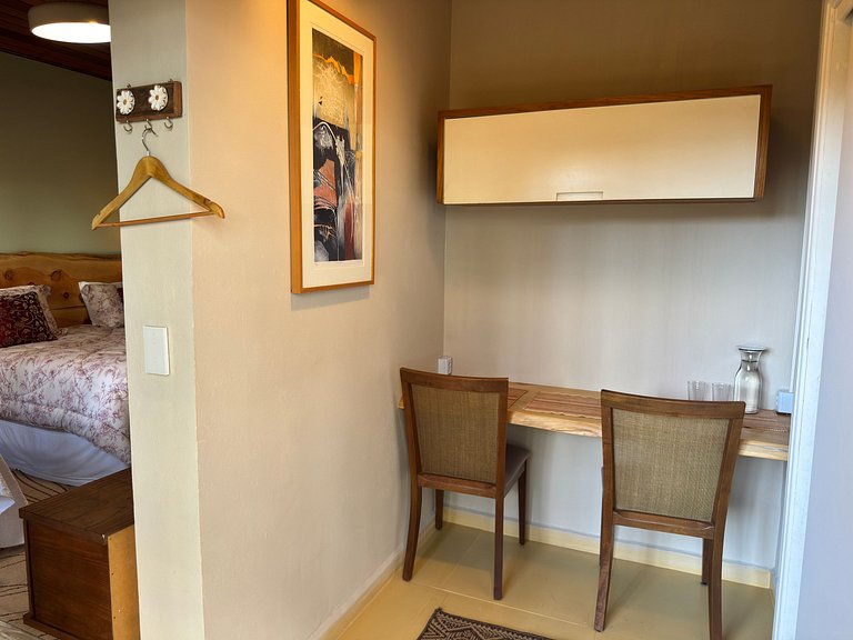 Suite 6 | Love Suite