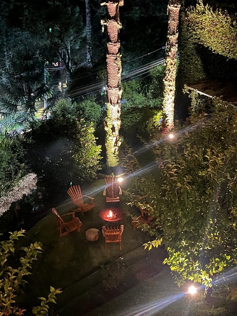 Canadá Home I by Capivari Lodge