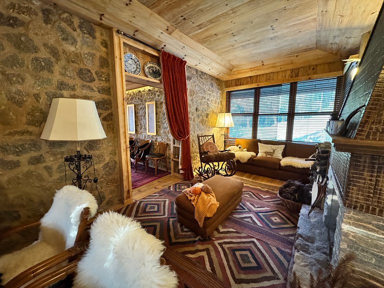 Luxuosa Datcha na Fazenda Serrana. Exclusivo.